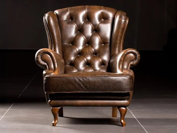 leather-chair-repair-boston-scaled-694x535x0x7x694x521x1710277176